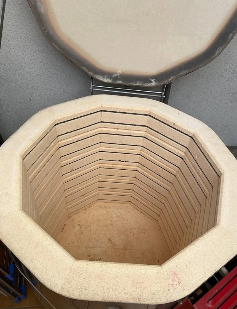 Skutt KM-1027-3 kiln (3.5years) - Image 6