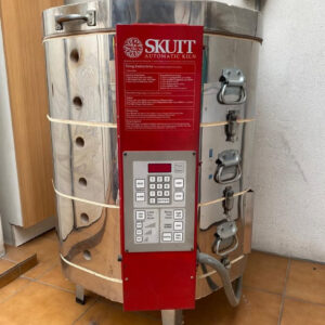 Skutt KM-1027-3 kiln (3.5years)